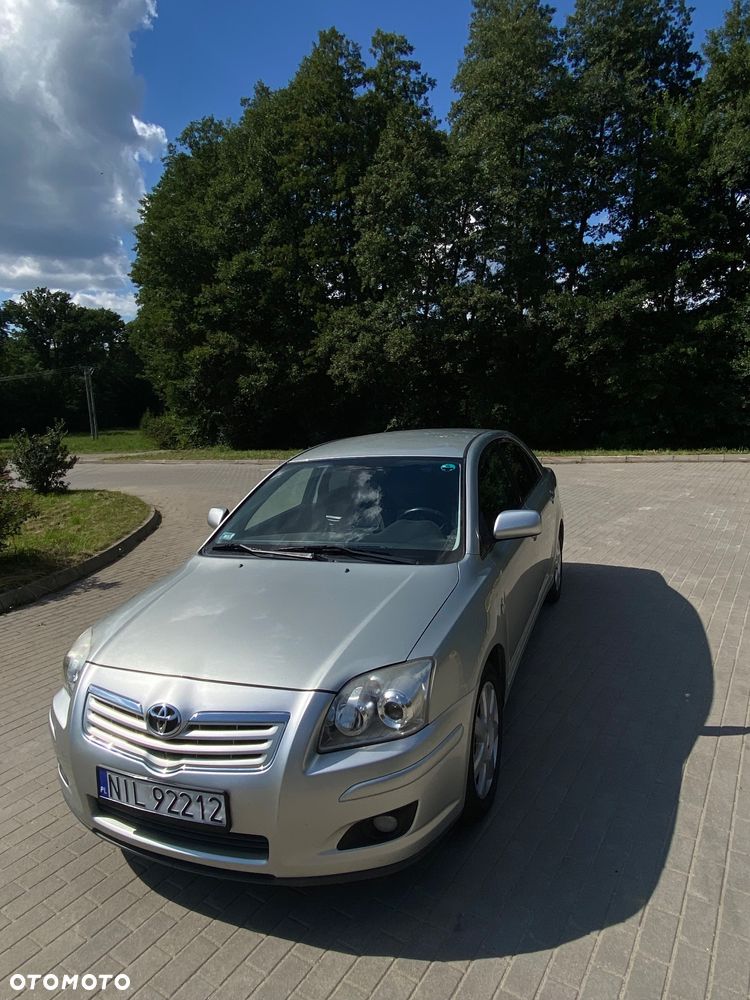 Toyota Avensis 1.8 VVT-i Sol - 5