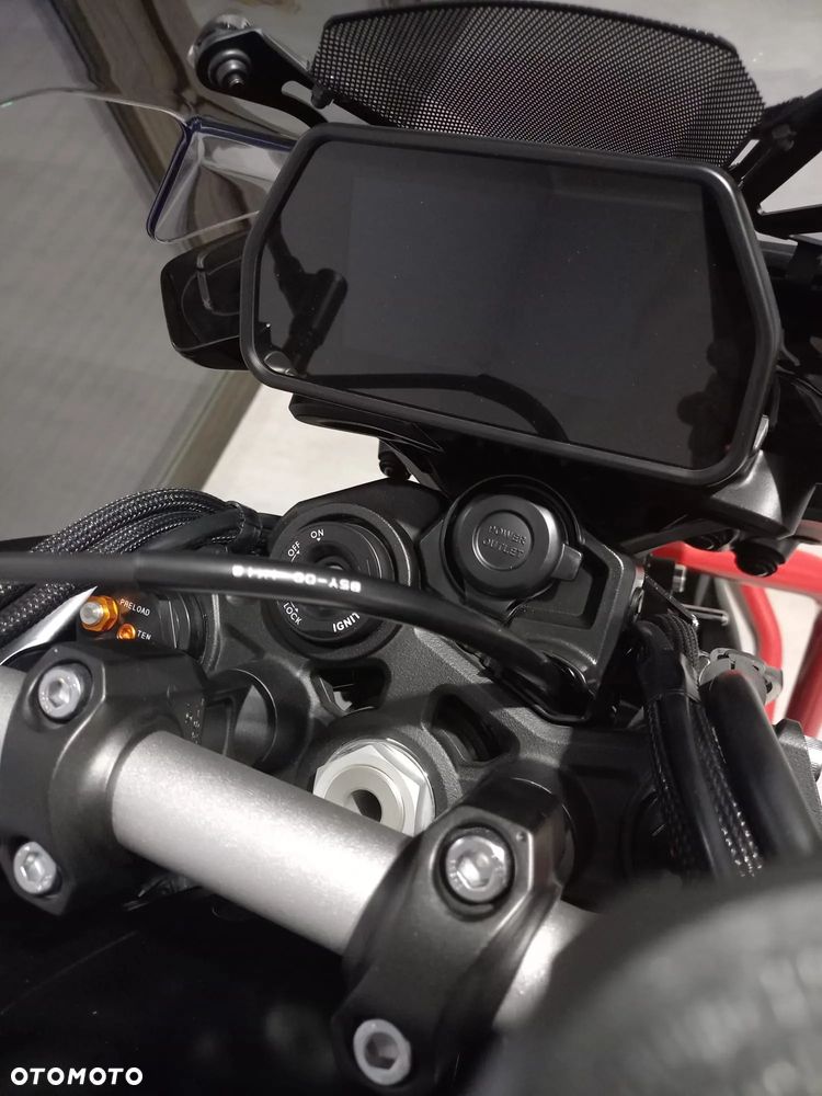 Yamaha MT - 5