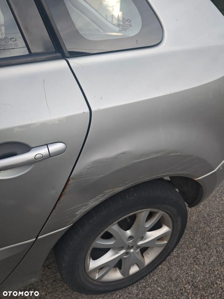 Renault Koleos 2.0 dCi 4x4 Privilege Plus - 8