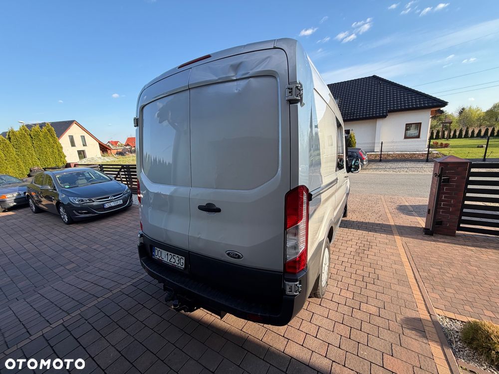 Ford Transit - 13