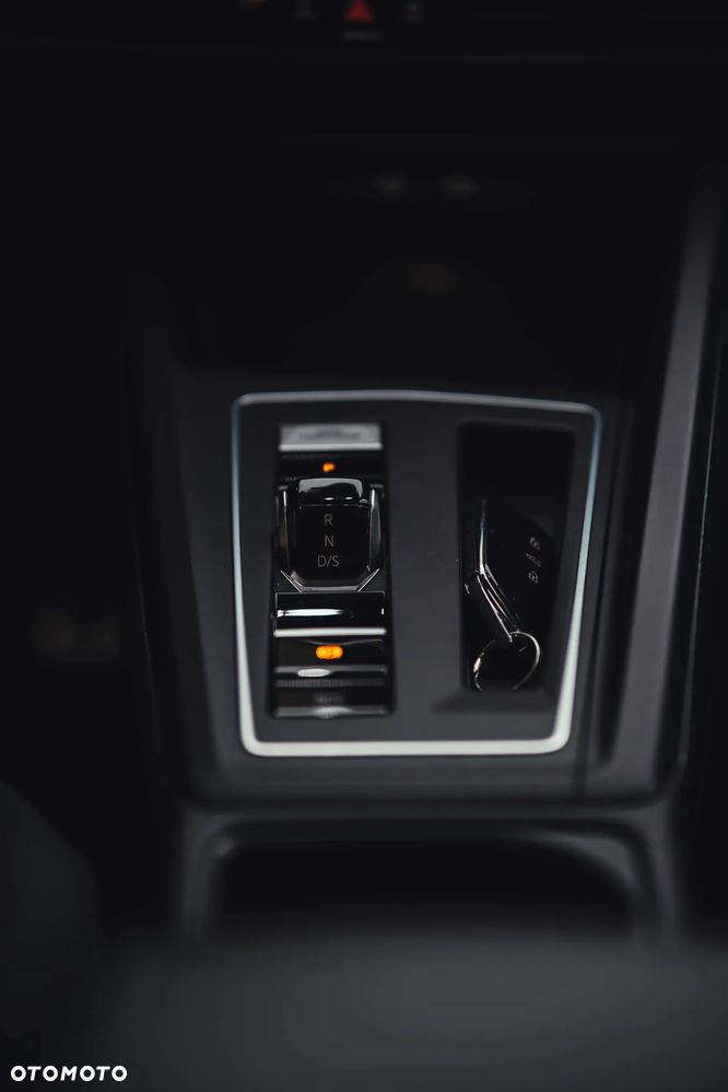 Volkswagen Golf - 29