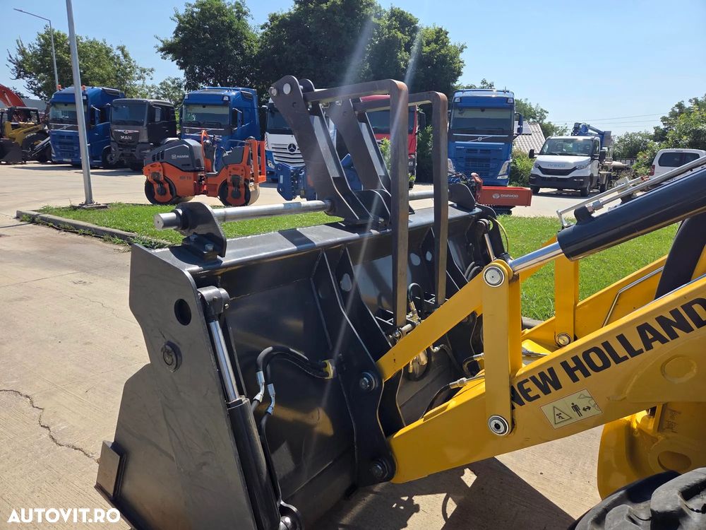New Holland EX DEMO, 184h, B100D, FULL OPTION, 120CP, cutie automata POWERSHIFT, brat excavare extensibil cu inst picon pe el, MICHELIN, cupa multifunctionala 4x1, FURCI, Aer cond, Certificat CE, posibilitate leasing 4 ani-PROMOTIE 75.900 EUR+Tva - 18