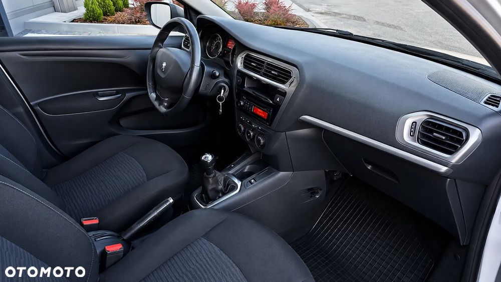 Peugeot 301 1.6 VTi Active - 10