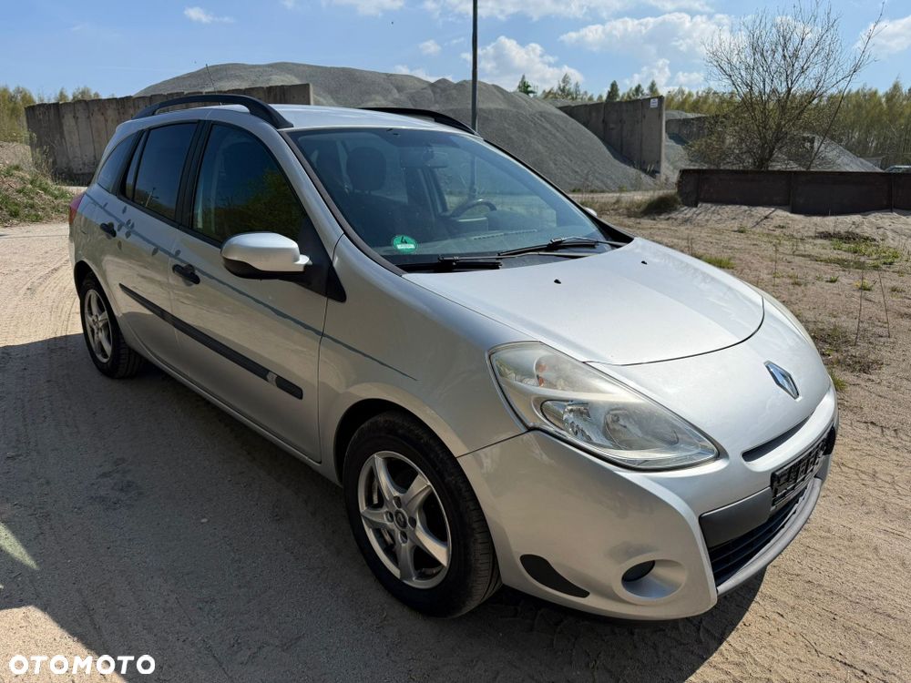 Renault Clio - 2
