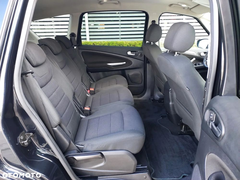 Ford S-Max 2.0 TDCi DPF Titanium - 24