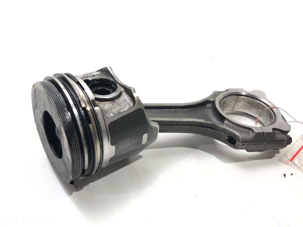 TŁOK Z KORBOWODEM  MICROCAR M8 M8 LDW442 31642 - 1