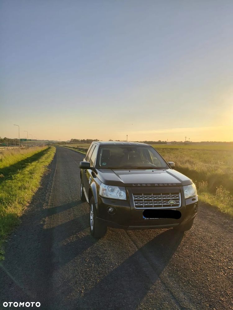 Land Rover Freelander TD4 Automatik E - 2