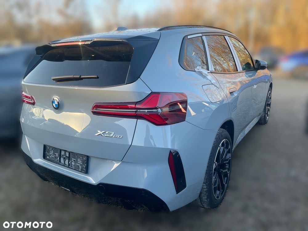 BMW X3 xDrive20 mHEV - 3