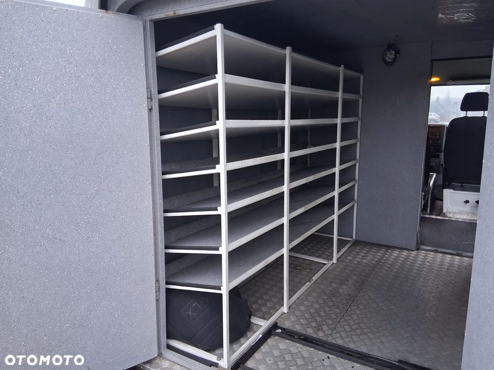 Volkswagen Crafter - 21