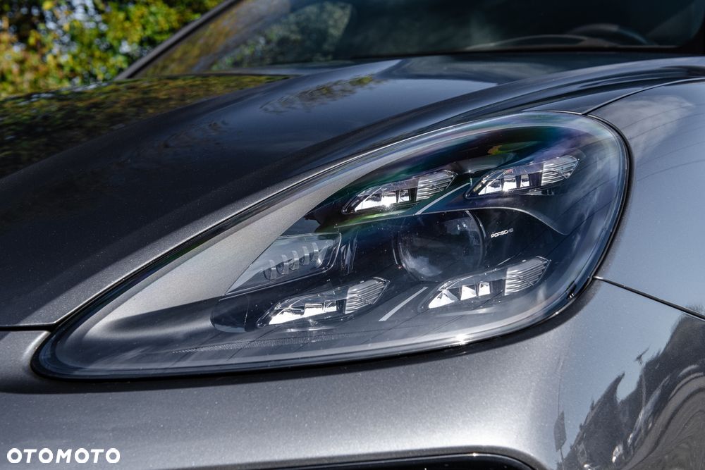 Porsche Cayenne GTS - 37