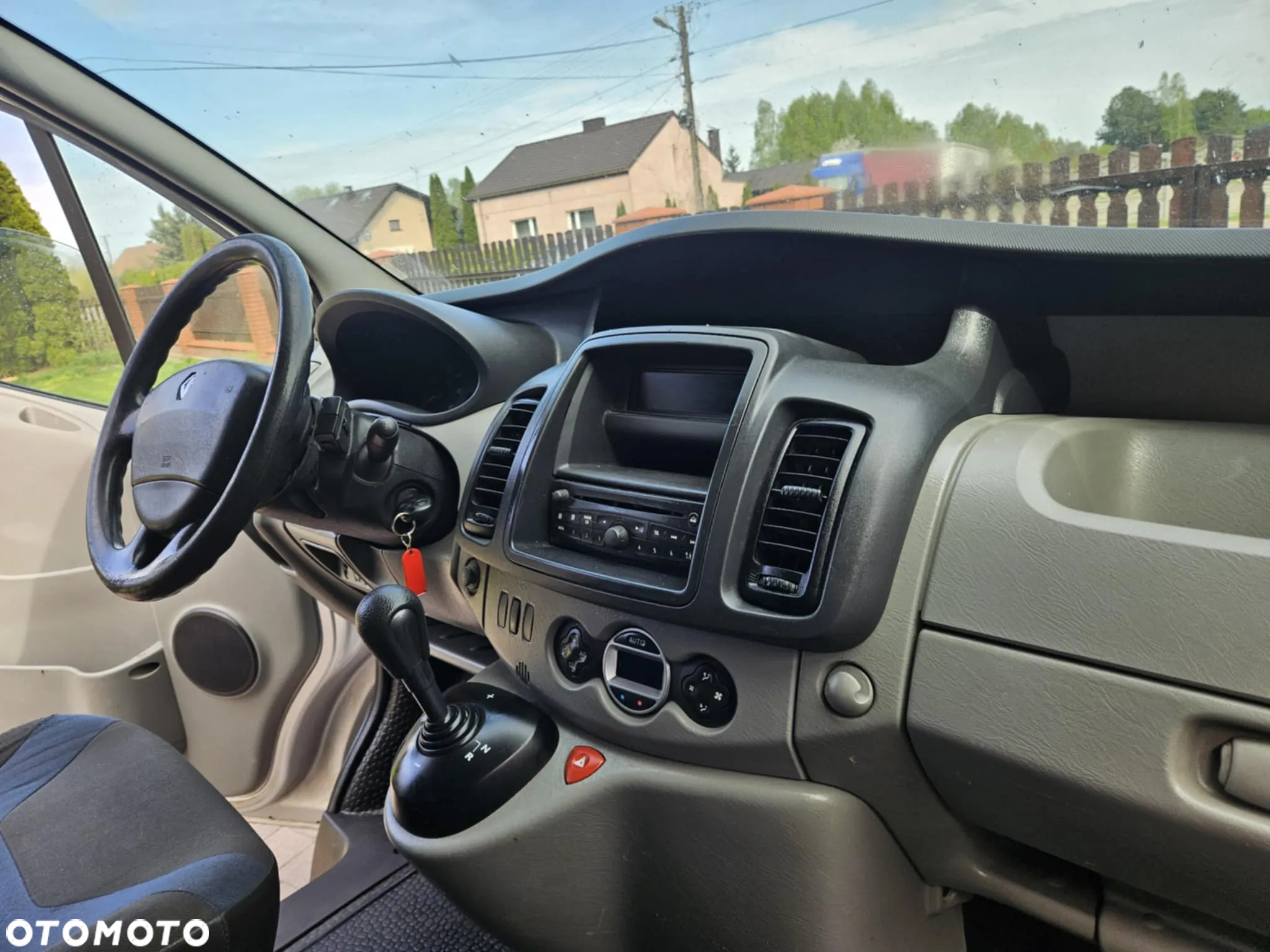 Renault Trafic - 13