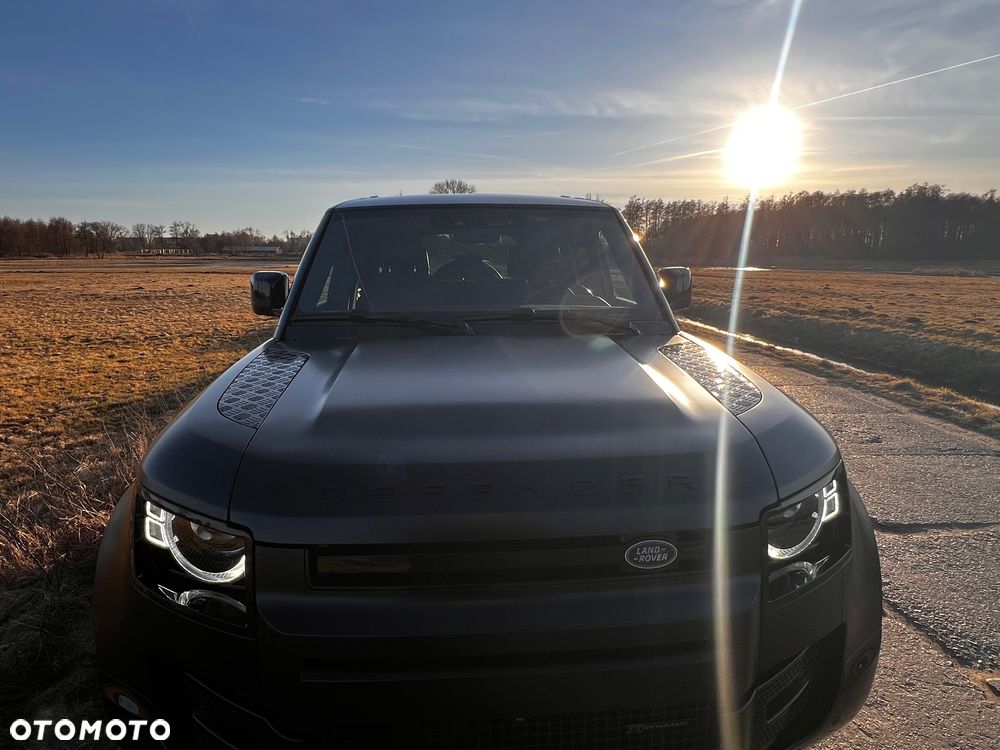 Land Rover Defender - 9