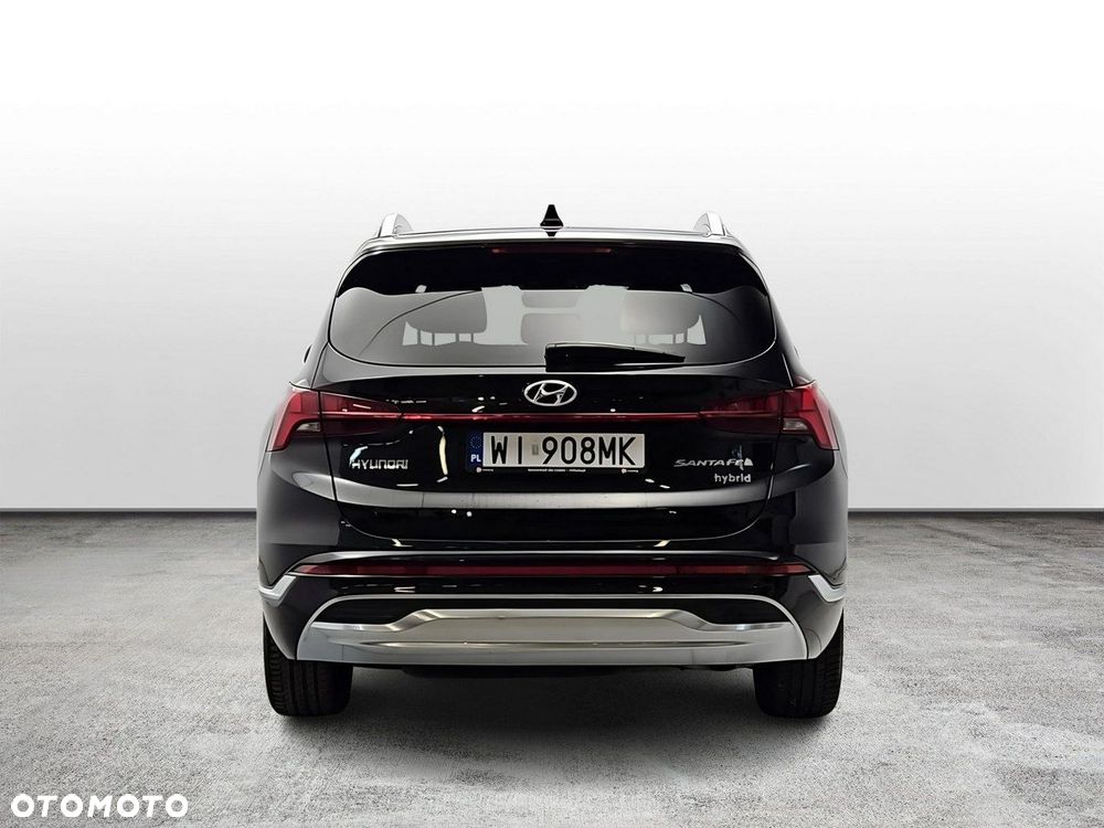 Hyundai Santa Fe - 4