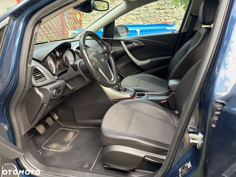 Opel Astra 1.4 T Cosmo - 13