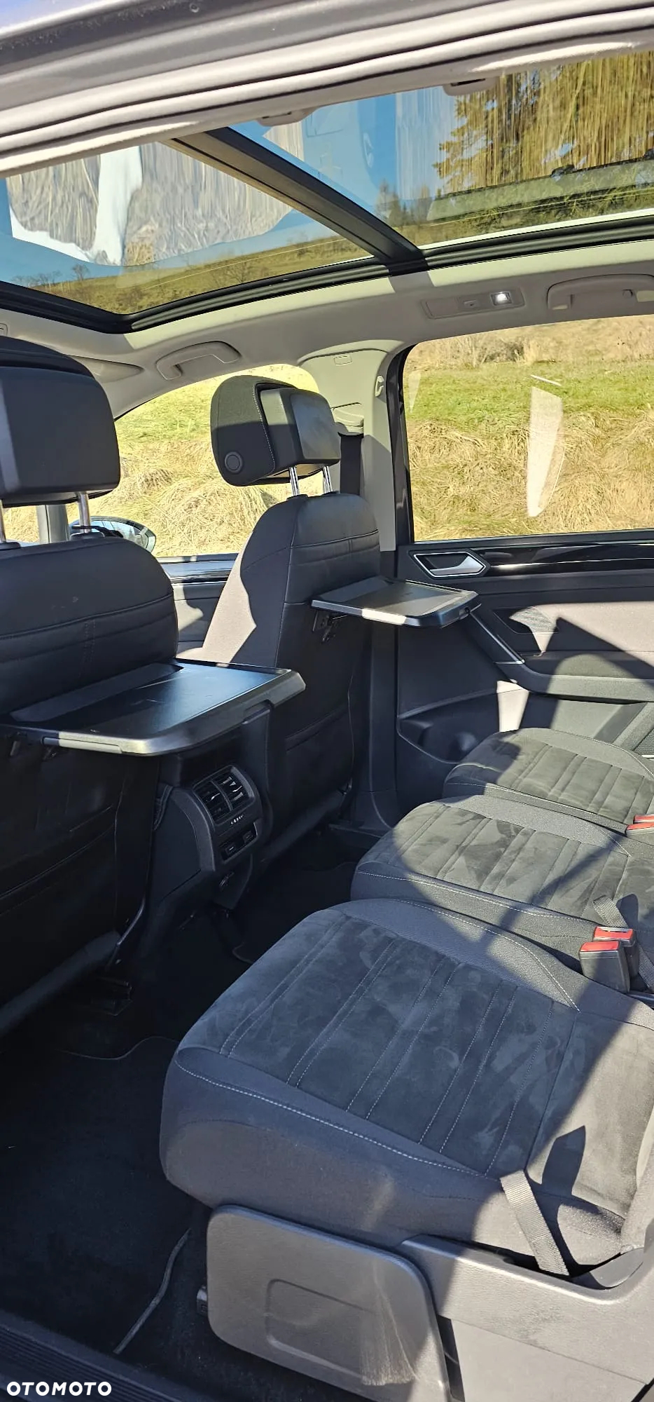 Volkswagen Touran - 10