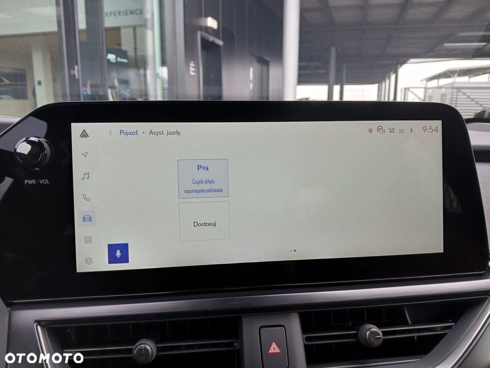 Lexus UX 300h F Sport Design - 20