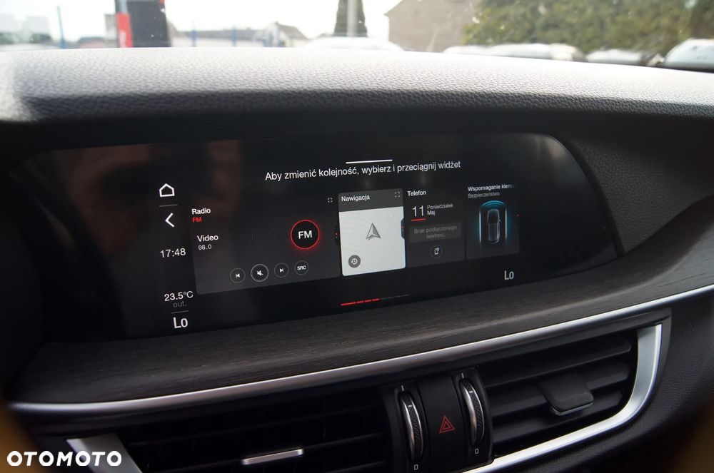 Alfa Romeo Stelvio 2.0 Turbo 16V AT8-Q4 Ti - 25