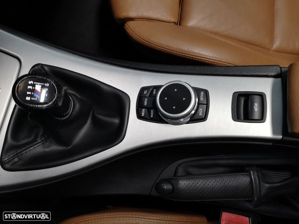 BMW 320 d Cabrio - 36