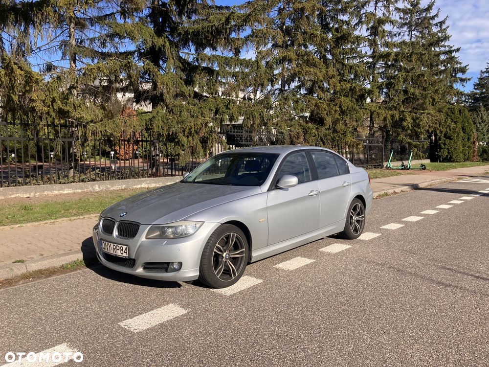 BMW Seria 3 2009 photo 3