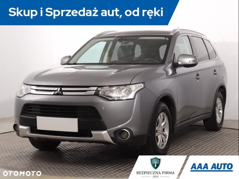 Mitsubishi Outlander - 3