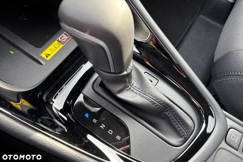Toyota Yaris Hybrid 1.5 Style - 25