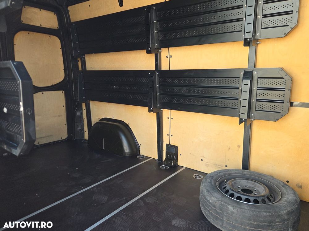 Mercedes-Benz Sprinter L3H2 - 19