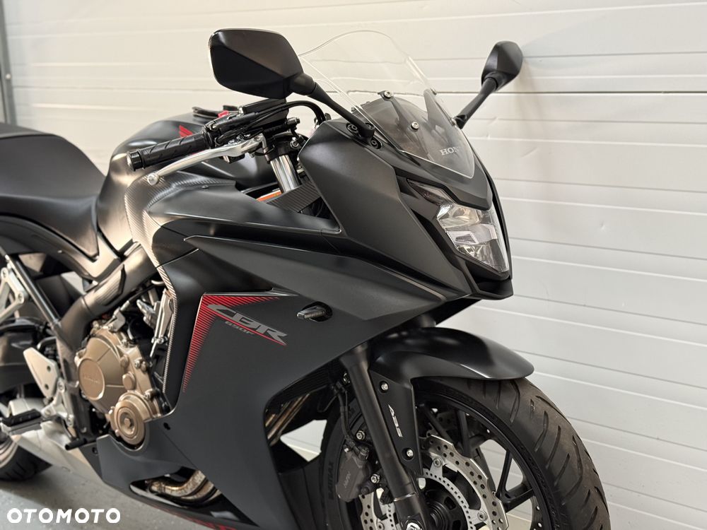 Honda CBR - 17
