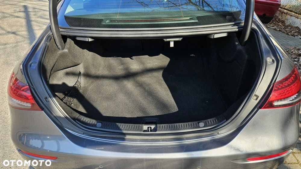 Mercedes-Benz Klasa E - 38