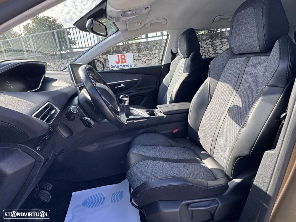 Peugeot 3008 1.2 PureTech Allure - 9