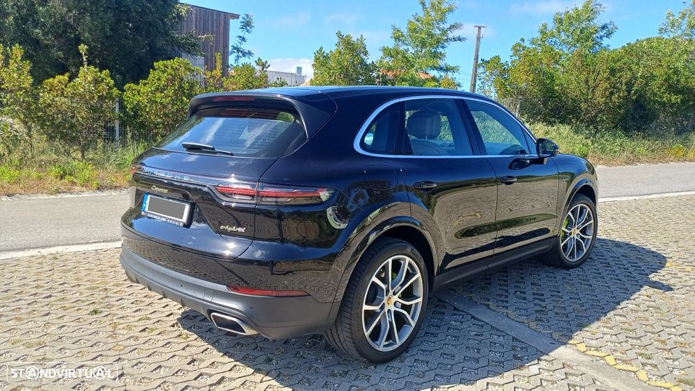 Porsche Cayenne E-Hybrid - 6