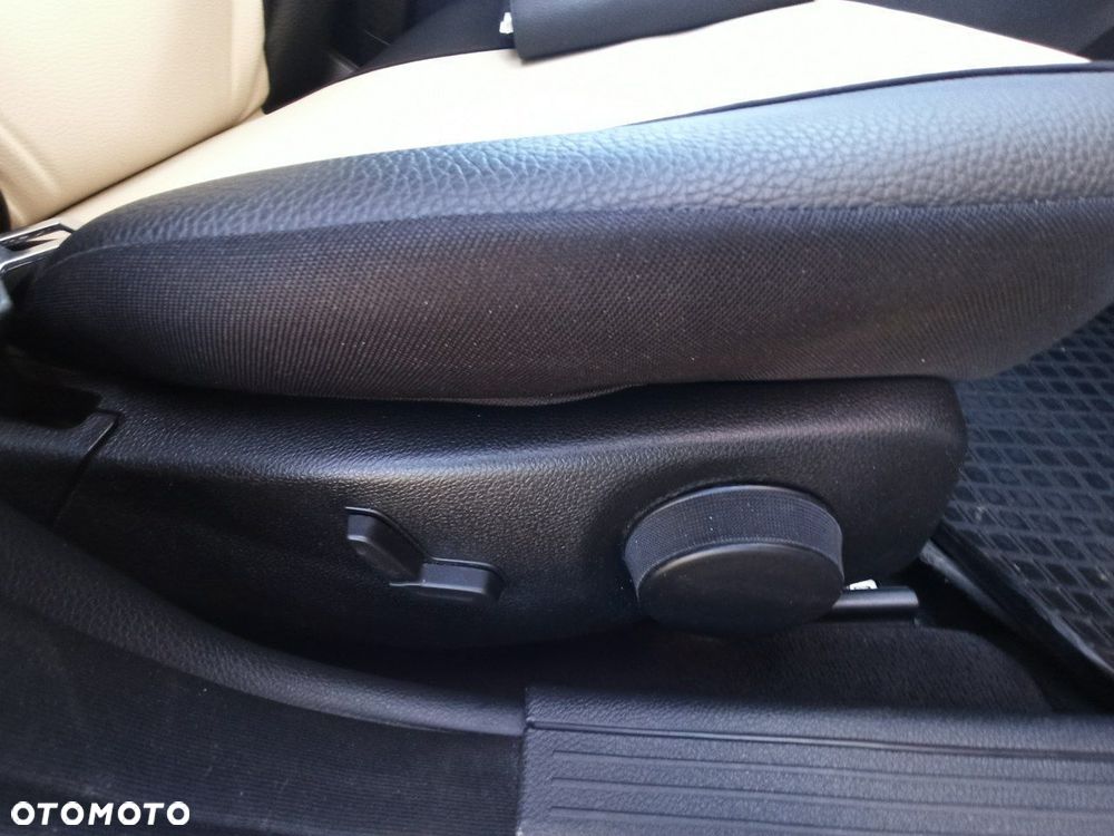 Mercedes-Benz Klasa C - 9