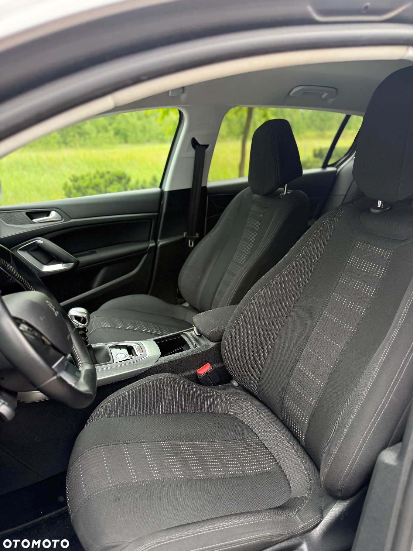 Peugeot 308 - 8