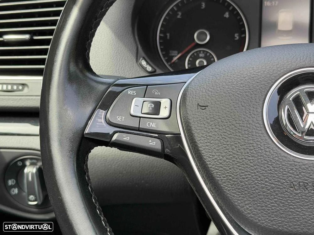 VW Sharan 2.0 TDI Blue Highline - 36