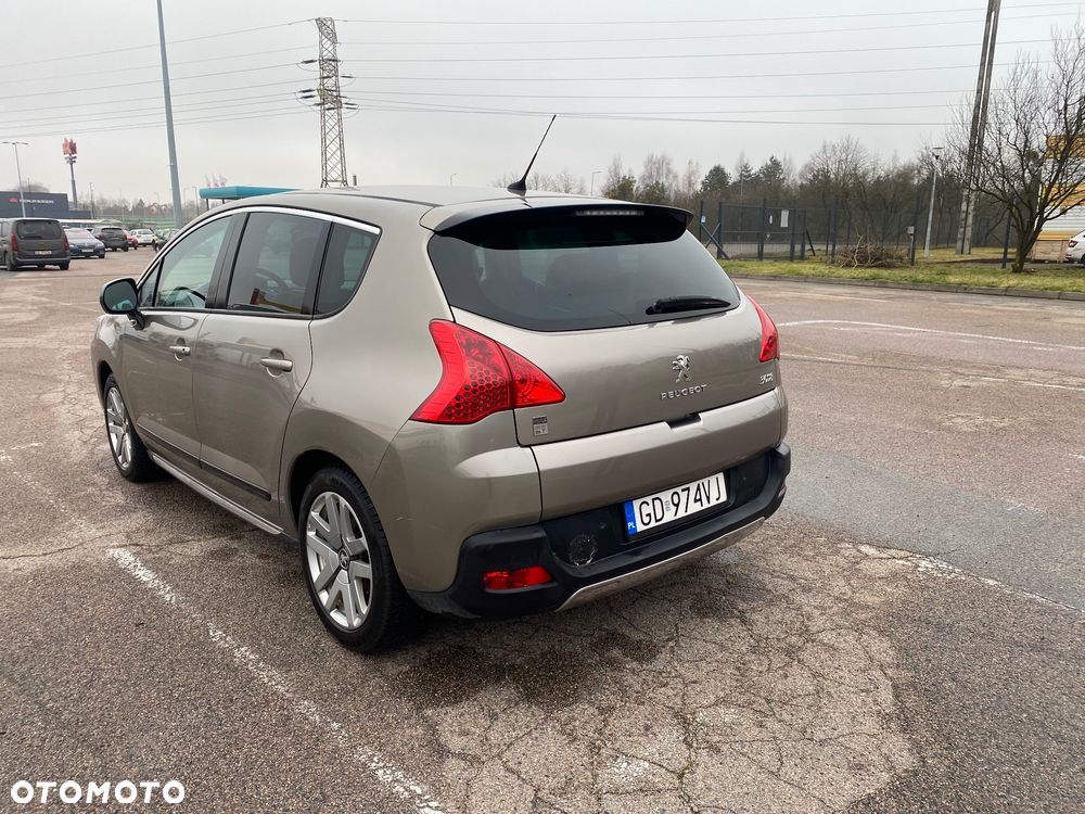 Peugeot 3008 2.0 HDi HYbrid4 - 9