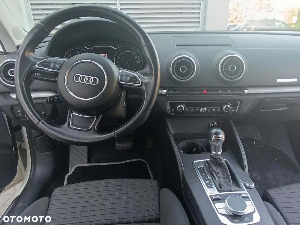 Audi A3 Sportback 2.0 TDI quattro S tronic sport - 15