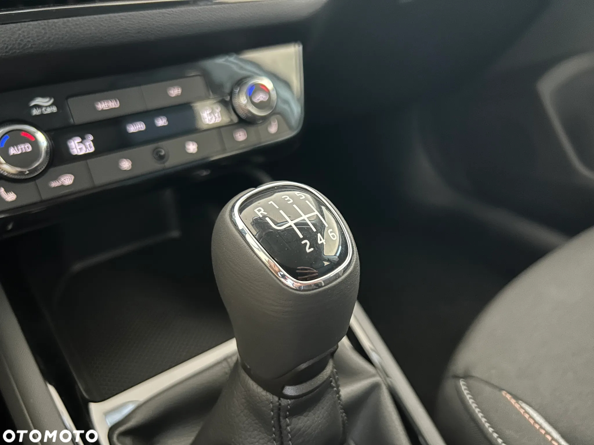 Skoda Scala 1.5 TSI Selection - 25