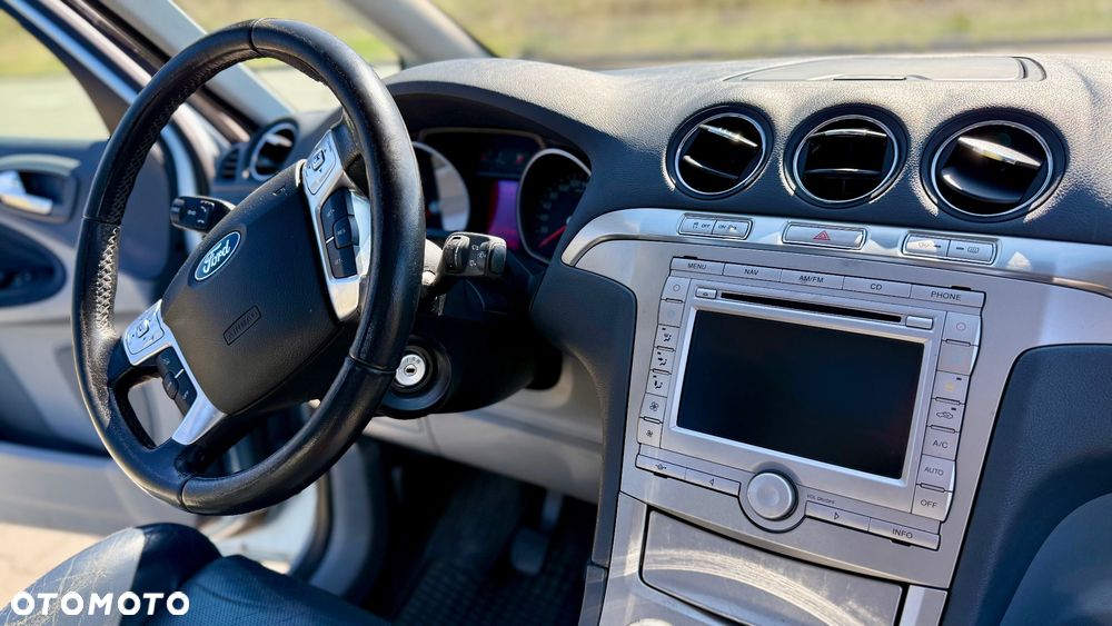 Ford S-Max 2.0 TDCi Titanium - 15