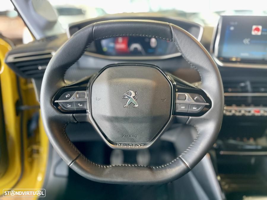 Peugeot 208 1.2 PureTech Allure Pack - 11