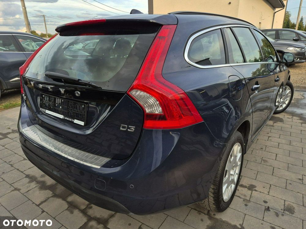 Volvo V60 D3 Geartronic Momentum - 5