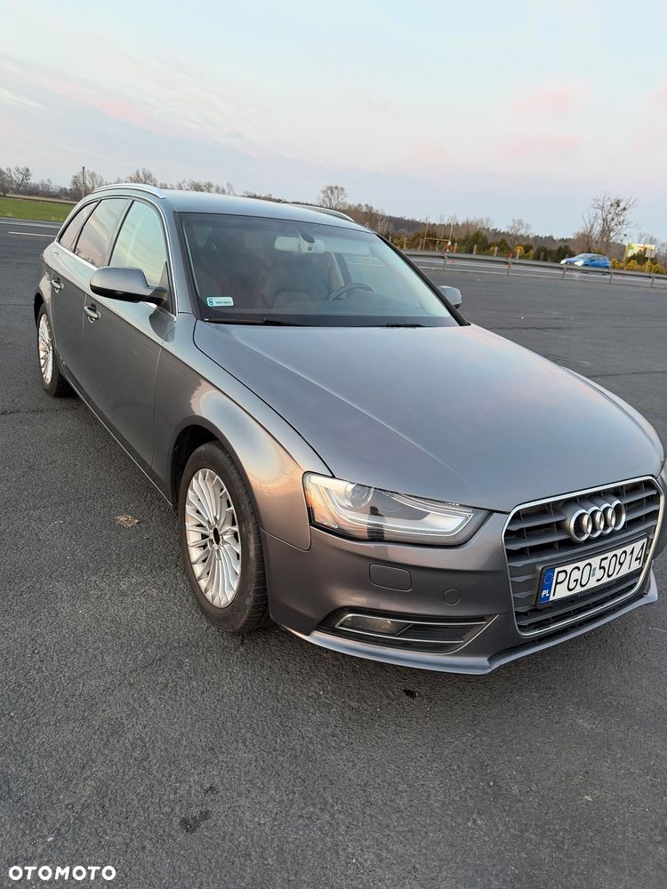 Audi A4 Avant - 1