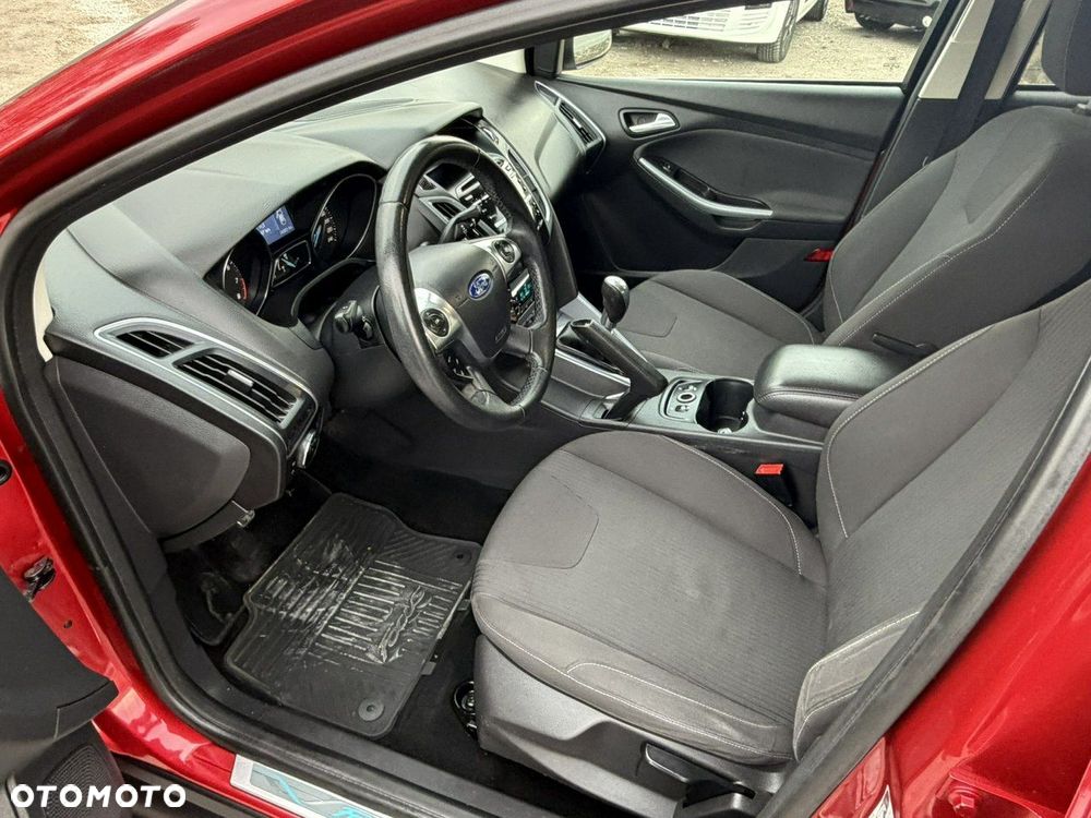 Ford Focus 1.6 EcoBoost Titanium - 6