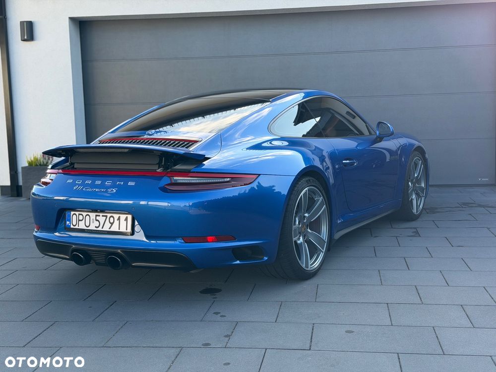 Porsche 911 Carrera 4S PDK - 15
