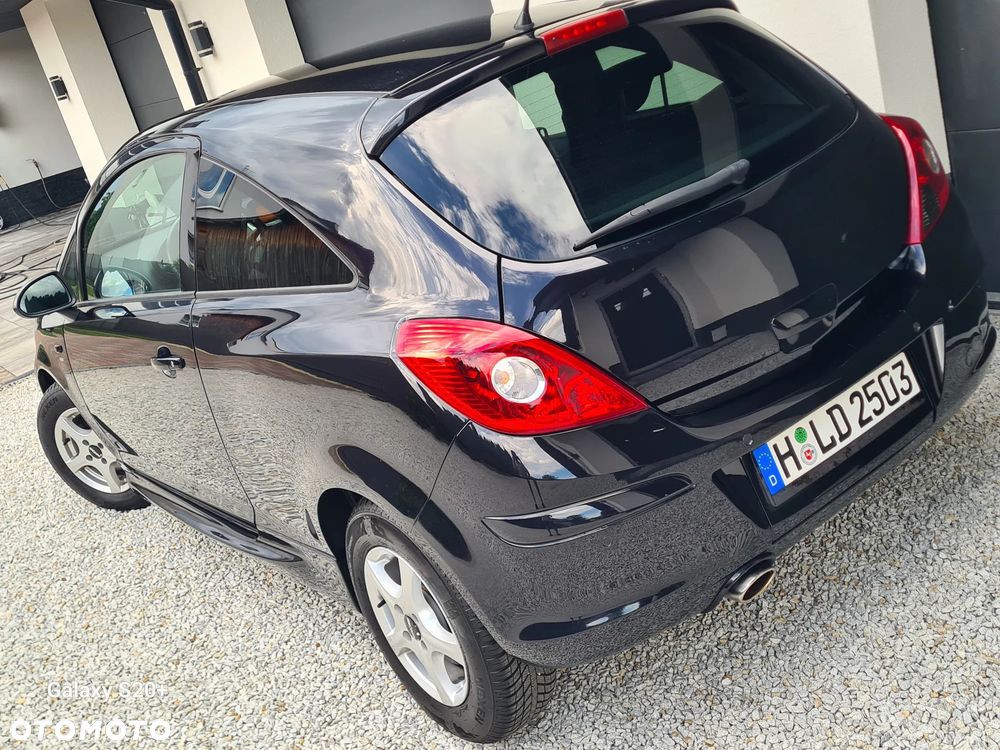 Opel Corsa 1.4 16V Satellite - 3