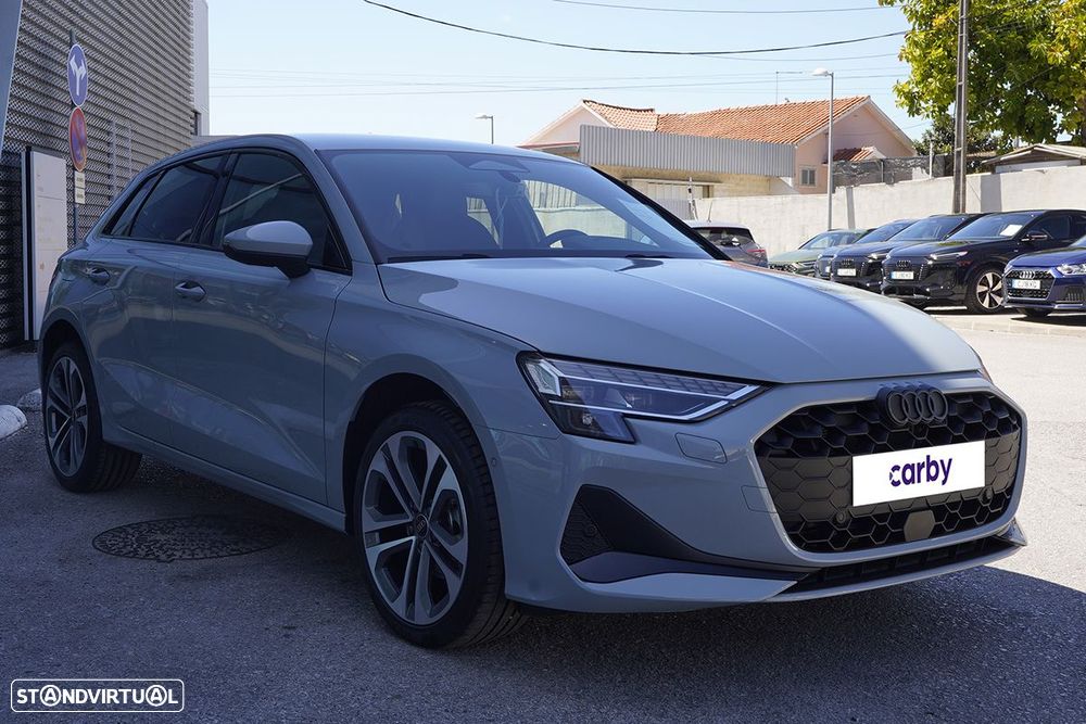 Audi A3 Sportback 30 TFSI Advanced S tronic - 1
