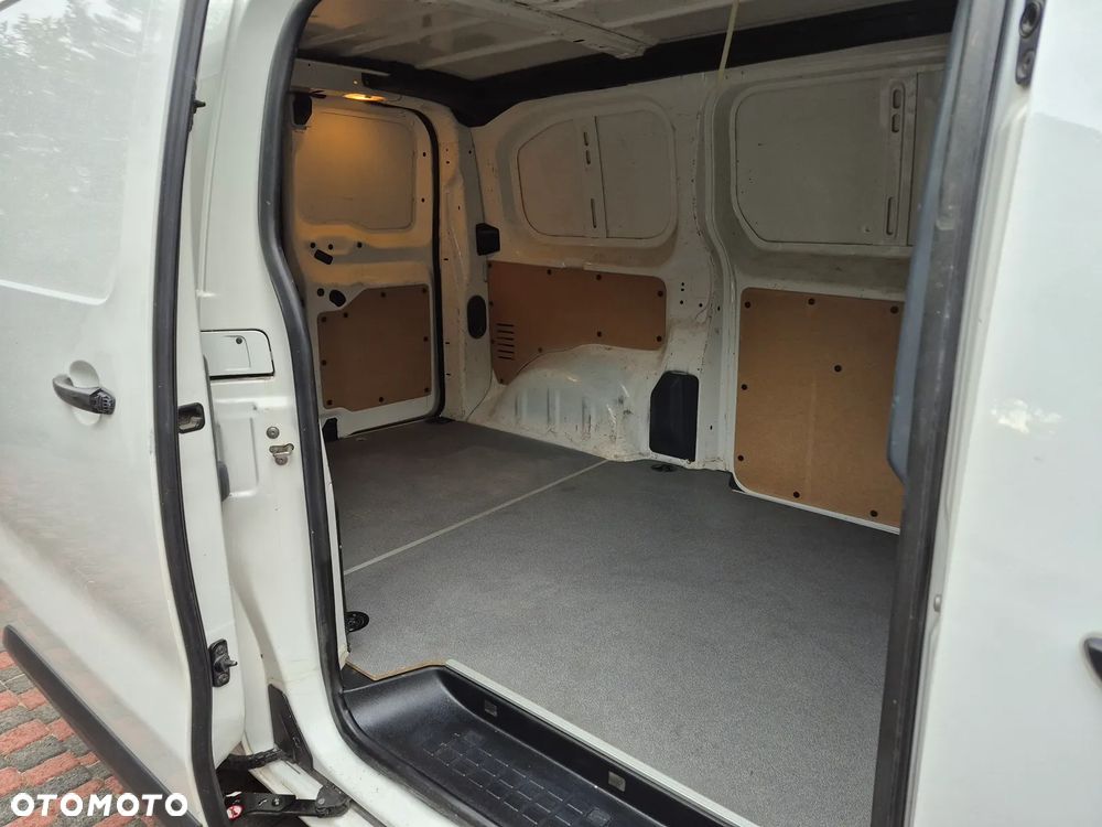 Peugeot EXPERT - 19