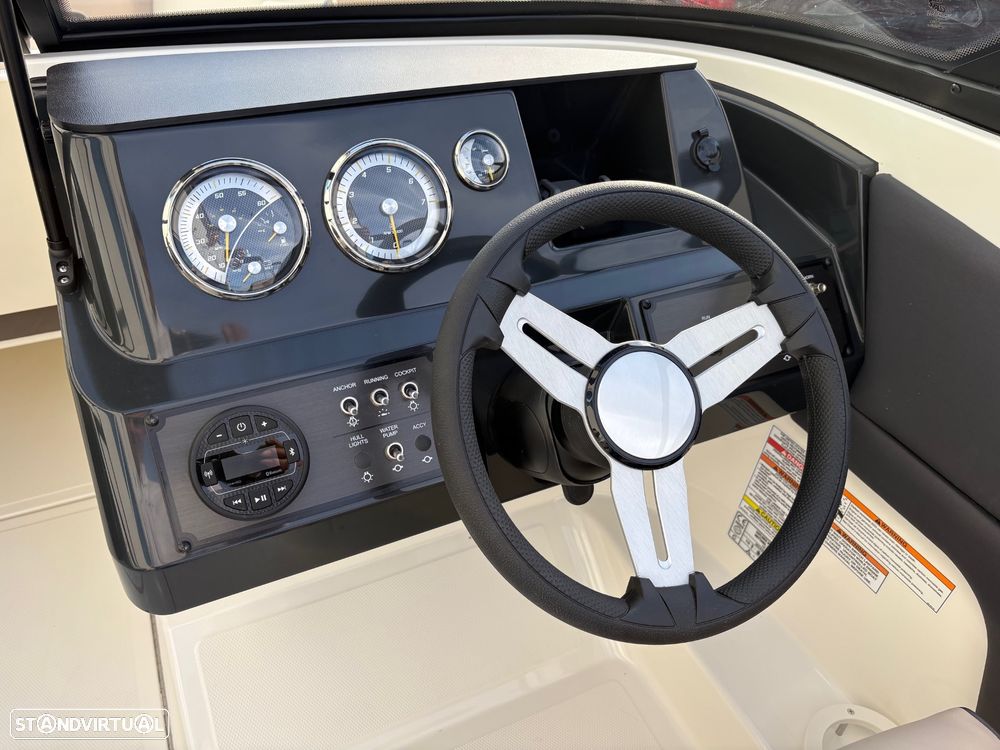 Bayliner V20 OB - 13