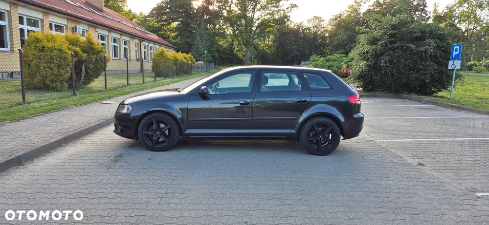 Audi A3 Sportback - 7