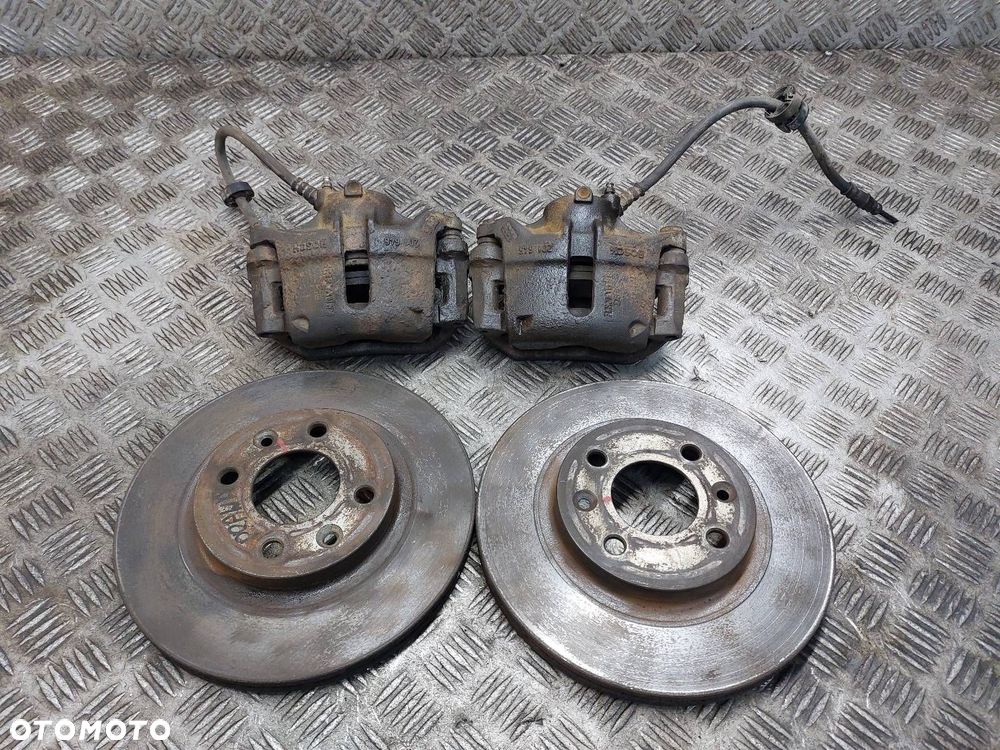 TARCZE HAMULCOWE PRZÓD + KLOCKI + ZACISKI RENAULT KANGOO I FL 1.5 DCI - 1