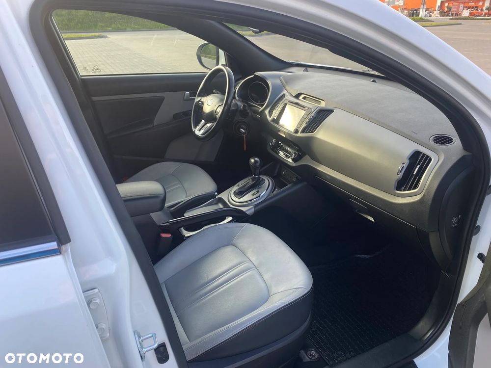 Kia Sportage 2,0 CRDI AWD Vision - 8