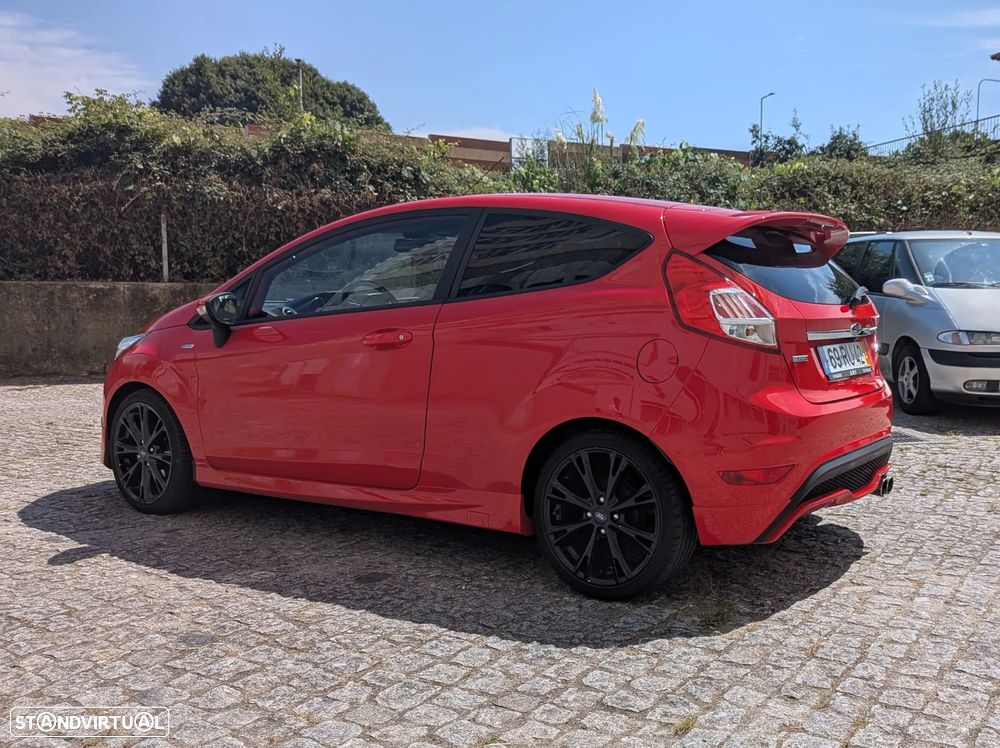Ford Fiesta 1.0 EcoBoost ST-Line - 11